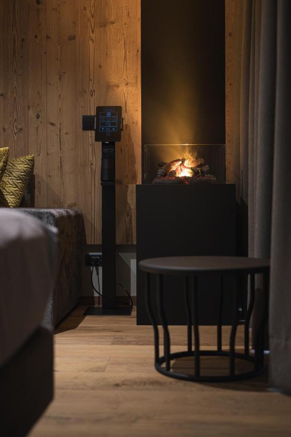Dolomiti Exclusive Your Mountain Suite Pozza di Fassa Esterno foto
