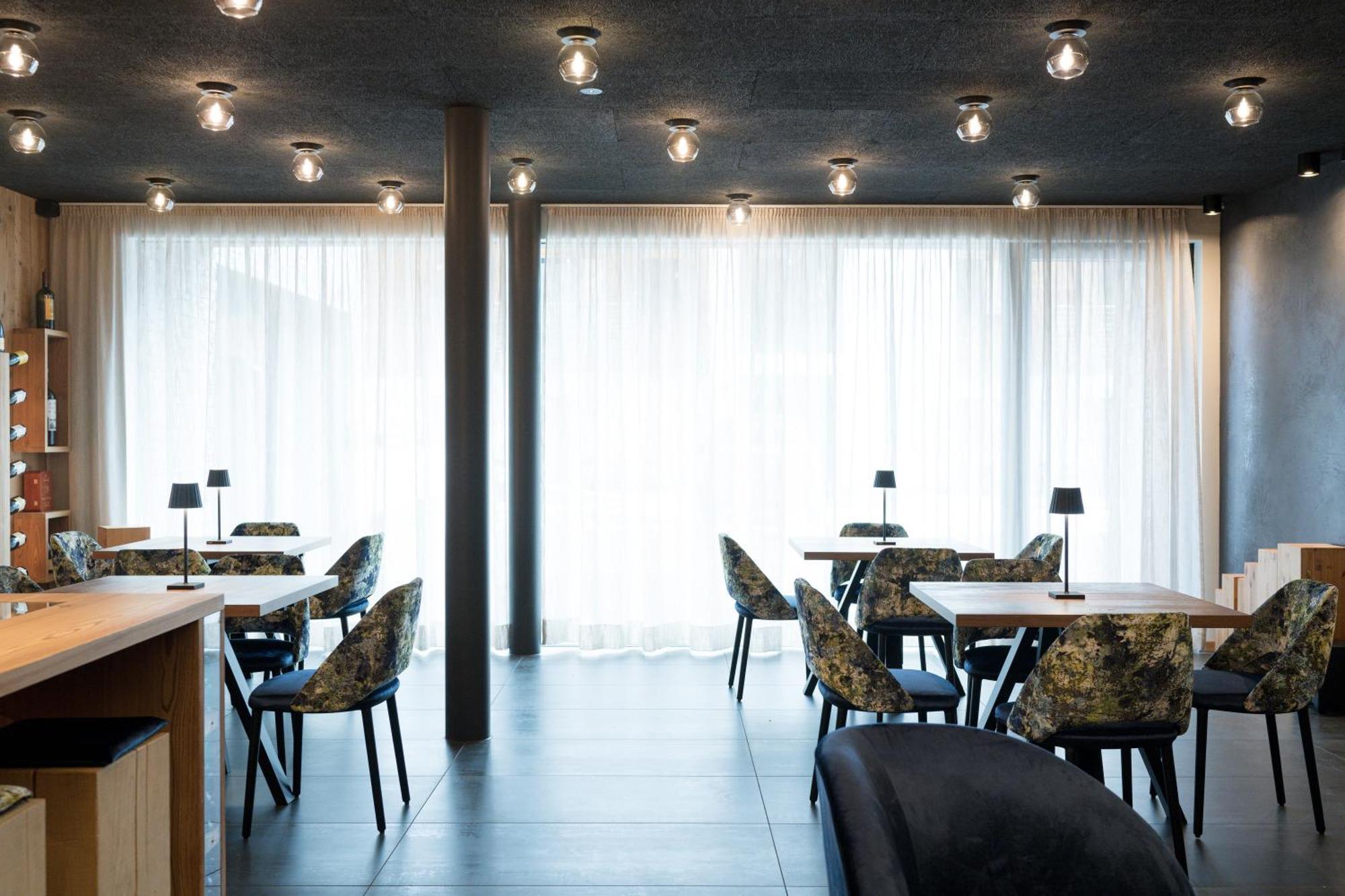 Dolomiti Exclusive Your Mountain Suite Pozza di Fassa Esterno foto